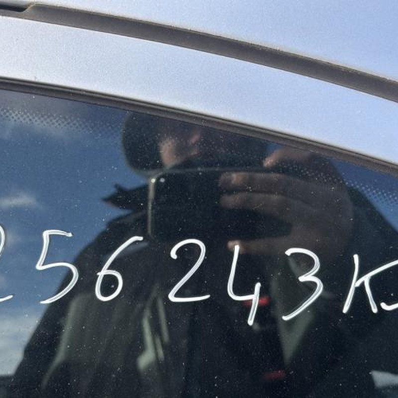 Feu arriere principal droit (feux) MERCEDES CLASSE C 203 COUPE SPORT Photo n°14