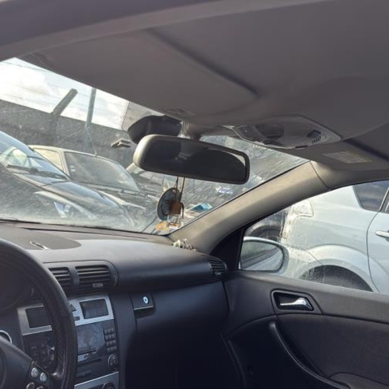 Feu arriere principal droit (feux) MERCEDES CLASSE C 203 COUPE SPORT Photo n°20