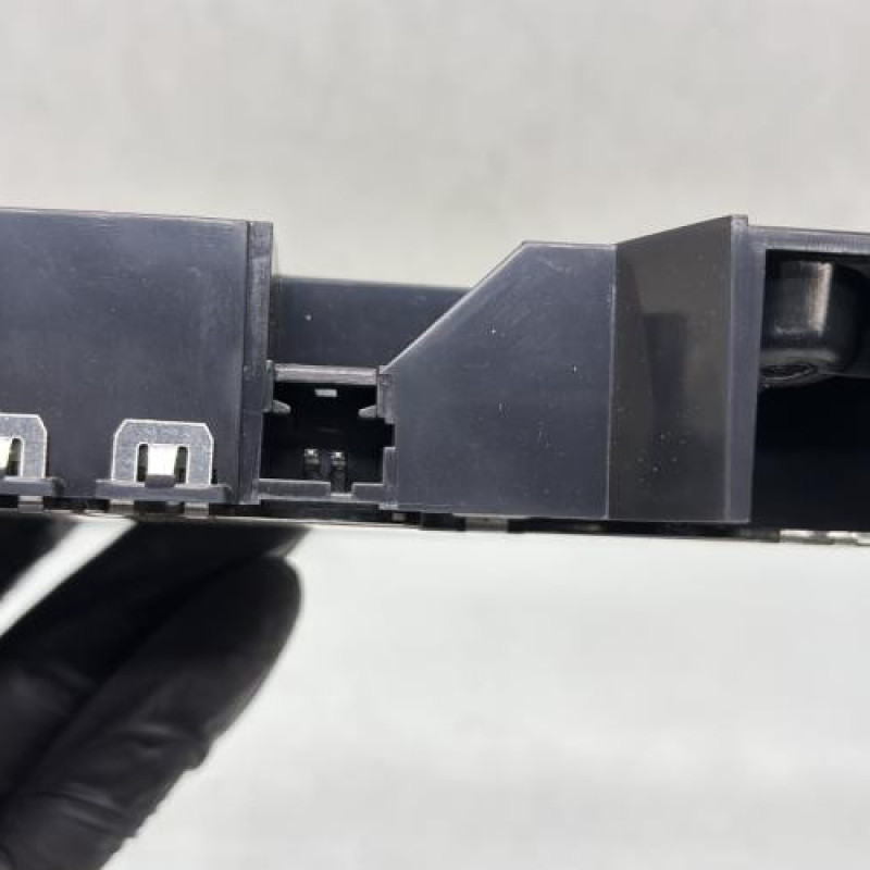 Feu arriere stop central PEUGEOT 407 Photo n°3