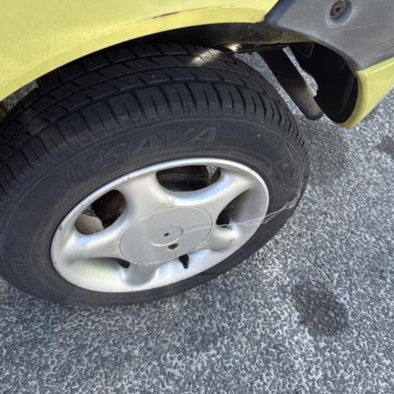 Pare choc avant RENAULT TWINGO 1 Photo n°16