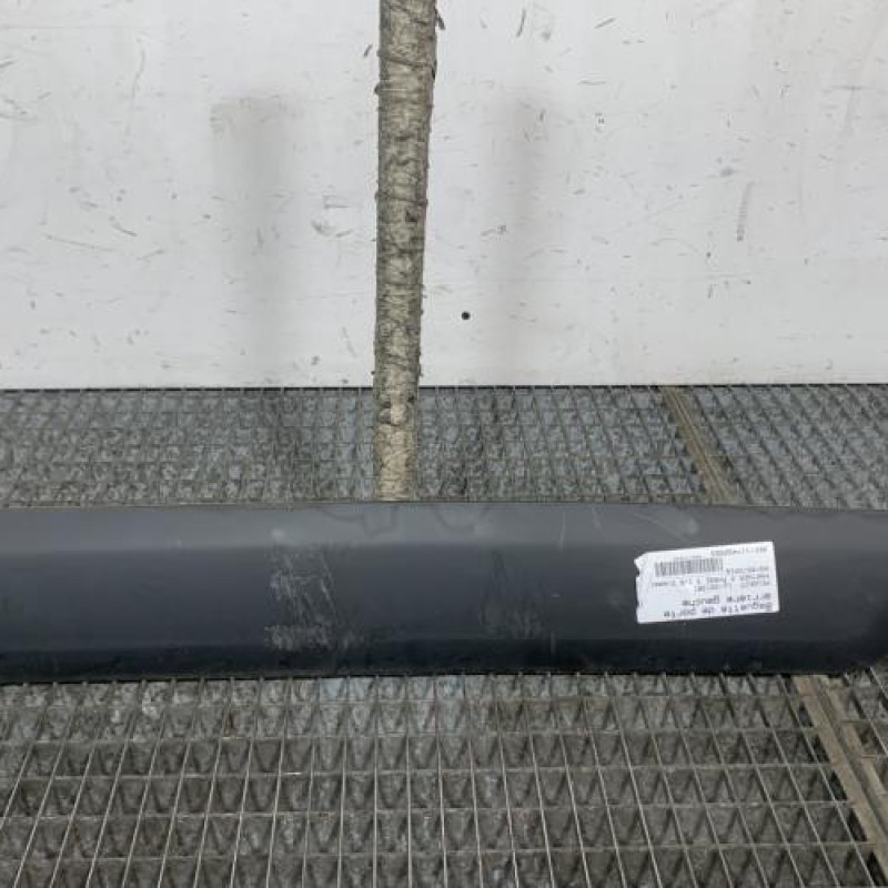 Baguette de porte arriere gauche  PEUGEOT PARTNER 2 Photo n°1