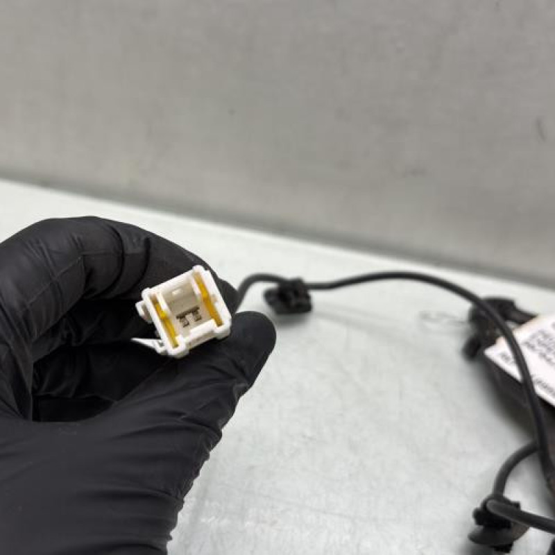 Attache ceinture avant droit PEUGEOT EXPERT 3 Photo n°4