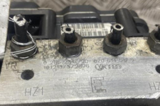 Bloc ABS (freins anti-blocage) VOLKSWAGEN FOX