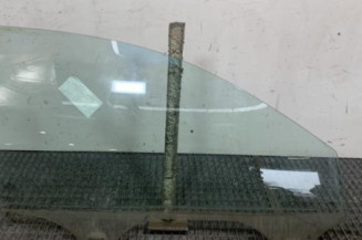 Vitre avant droit VOLKSWAGEN PASSAT 4 Photo n°1