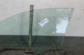 Vitre avant droit VOLKSWAGEN PASSAT 4