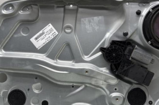Leve vitre electrique avant droit VOLKSWAGEN PASSAT 4 Photo n°1