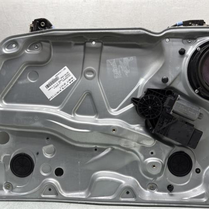 Leve vitre electrique avant droit VOLKSWAGEN PASSAT 4 Photo n°1
