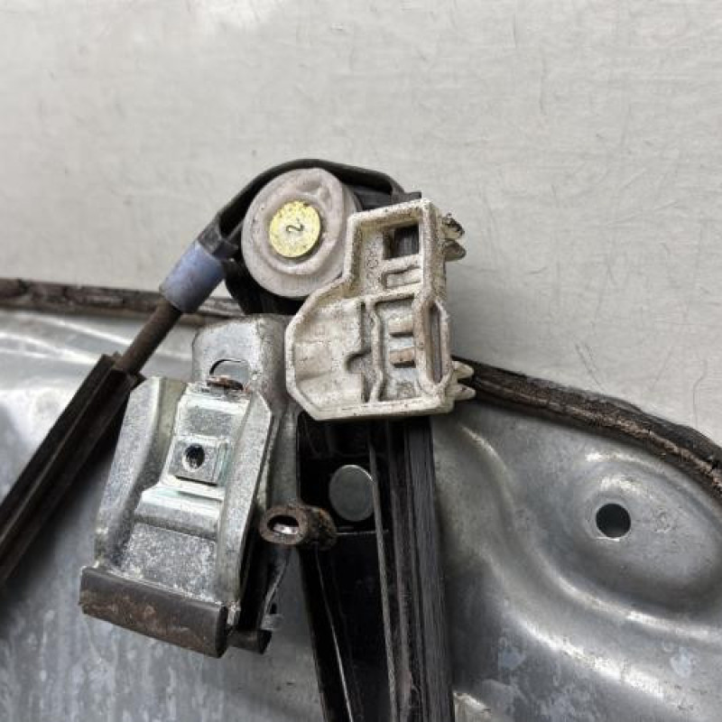 Leve vitre electrique avant droit VOLKSWAGEN PASSAT 4 Photo n°3