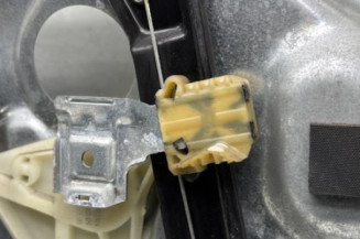 Leve vitre electrique avant droit VOLKSWAGEN POLO 4