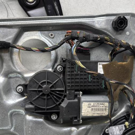 Leve vitre electrique avant gauche VOLKSWAGEN POLO 4