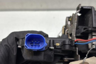 Serrure arriere gauche VOLKSWAGEN POLO 4