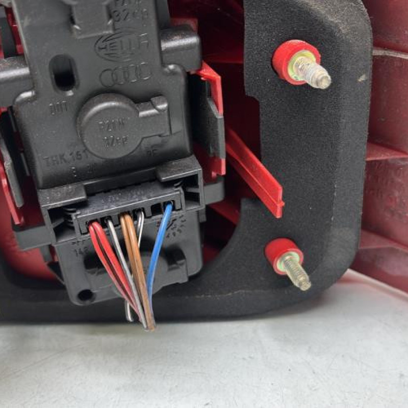 Feu arriere principal gauche (feux) AUDI A6 2 Photo n°3