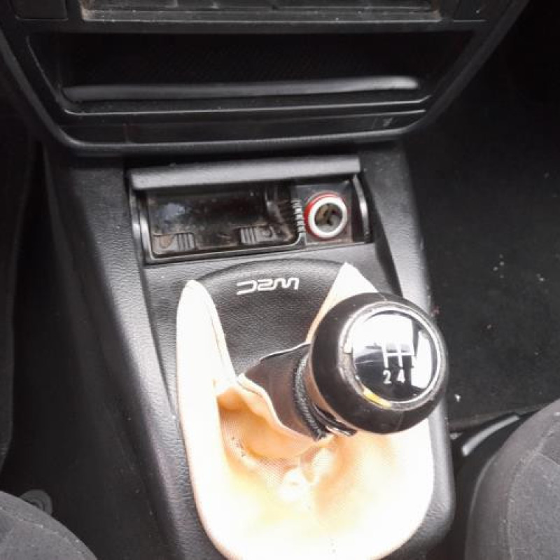 Vitre avant droit VOLKSWAGEN PASSAT 4 Photo n°12