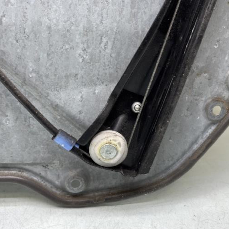 Leve vitre electrique avant gauche SEAT IBIZA 3 Photo n°7