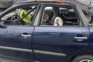 Leve vitre mecanique arriere droit SEAT IBIZA 3