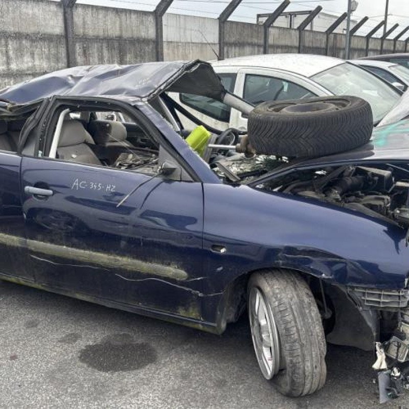 Leve vitre mecanique arriere droit SEAT IBIZA 3 Photo n°11