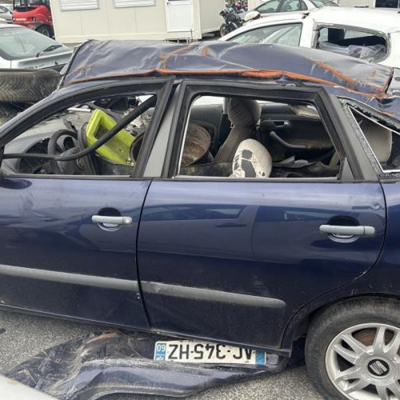 Leve vitre mecanique arriere gauche SEAT IBIZA 3 Photo n°10