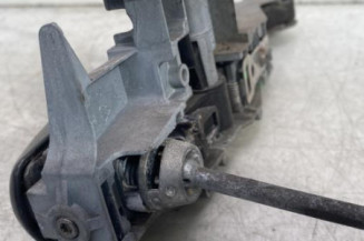 Poignee porte avant gauche PEUGEOT 207