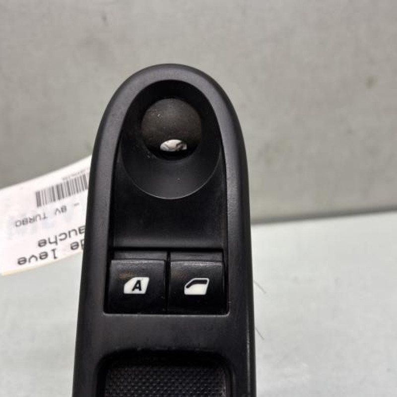 Interrupteur de leve vitre avant gauche PEUGEOT 207 Photo n°2