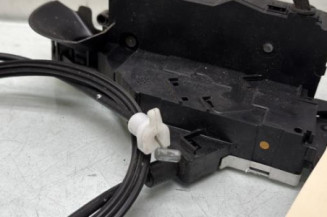 Serrure avant gauche PEUGEOT 207