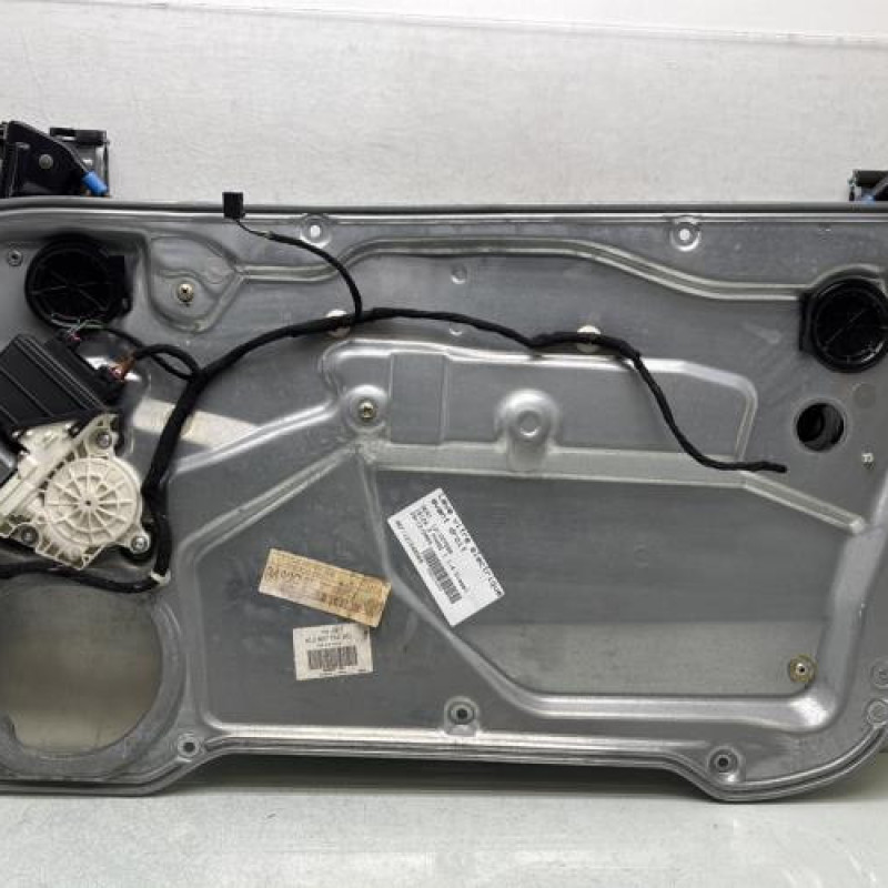 Leve vitre electrique avant droit SEAT IBIZA 3 Photo n°1
