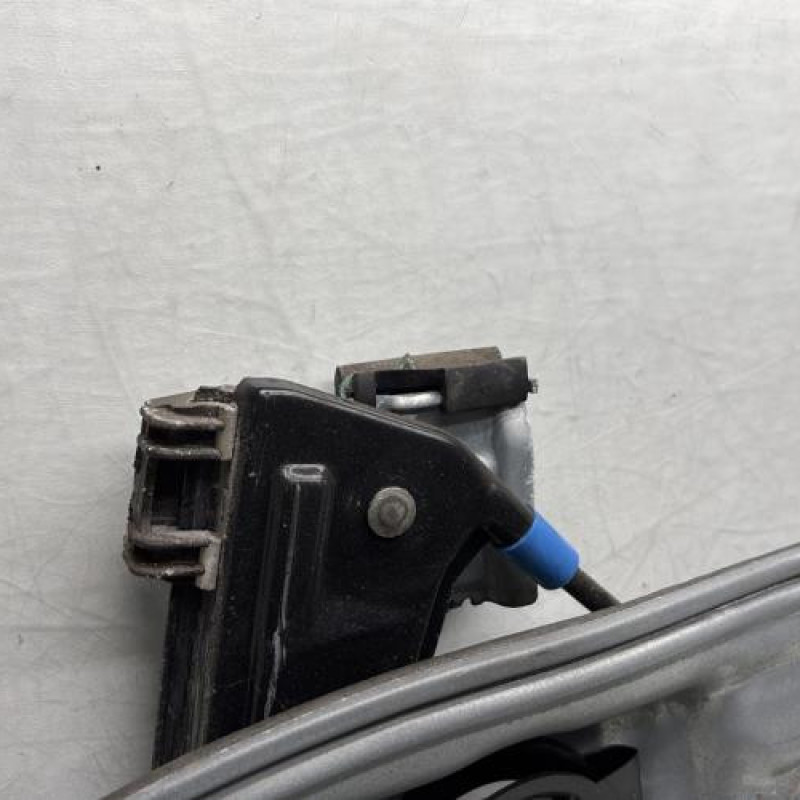 Leve vitre electrique avant droit SEAT IBIZA 3 Photo n°2