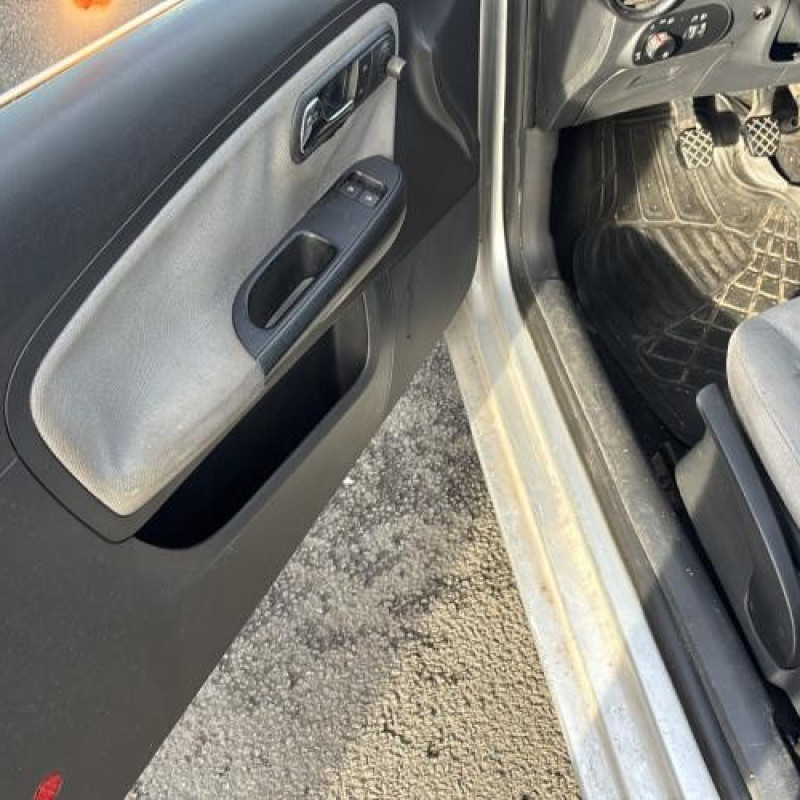 Leve vitre electrique avant droit SEAT IBIZA 3 Photo n°15