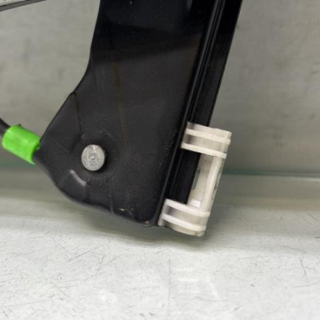 Leve vitre electrique avant droit SKODA FABIA 1