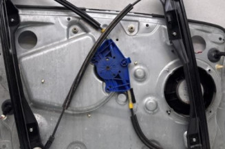 Leve vitre electrique avant droit SKODA FABIA 1