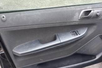 Leve vitre electrique avant droit SKODA FABIA 1