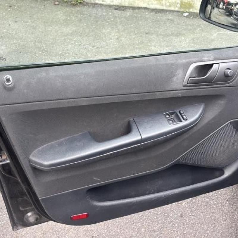 Leve vitre electrique avant droit SKODA FABIA 1 Photo n°20