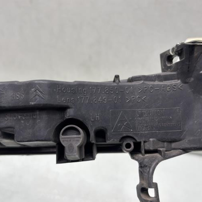 Feu diurne avant gauche CITROEN C4 GRAND PICASSO 1 Photo n°4