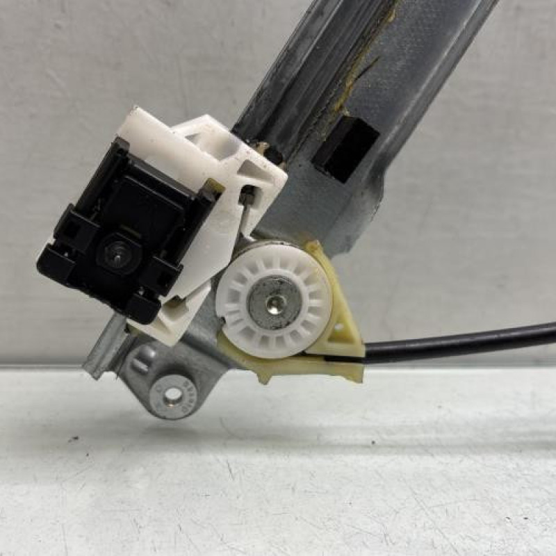 Leve vitre electrique avant gauche CITROEN C5 2 Photo n°4