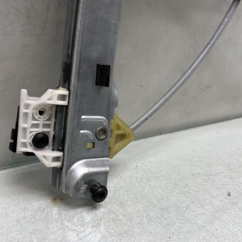 Leve vitre electrique avant gauche CITROEN C5 2 Photo n°8