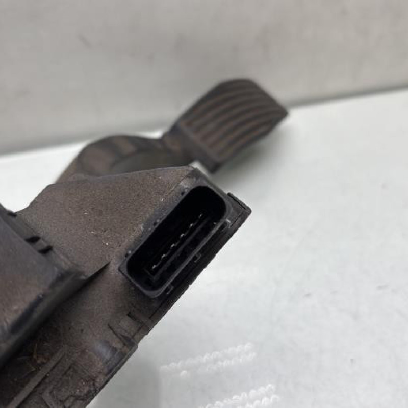 Pedale d'accelerateur OPEL CORSA D Photo n°2