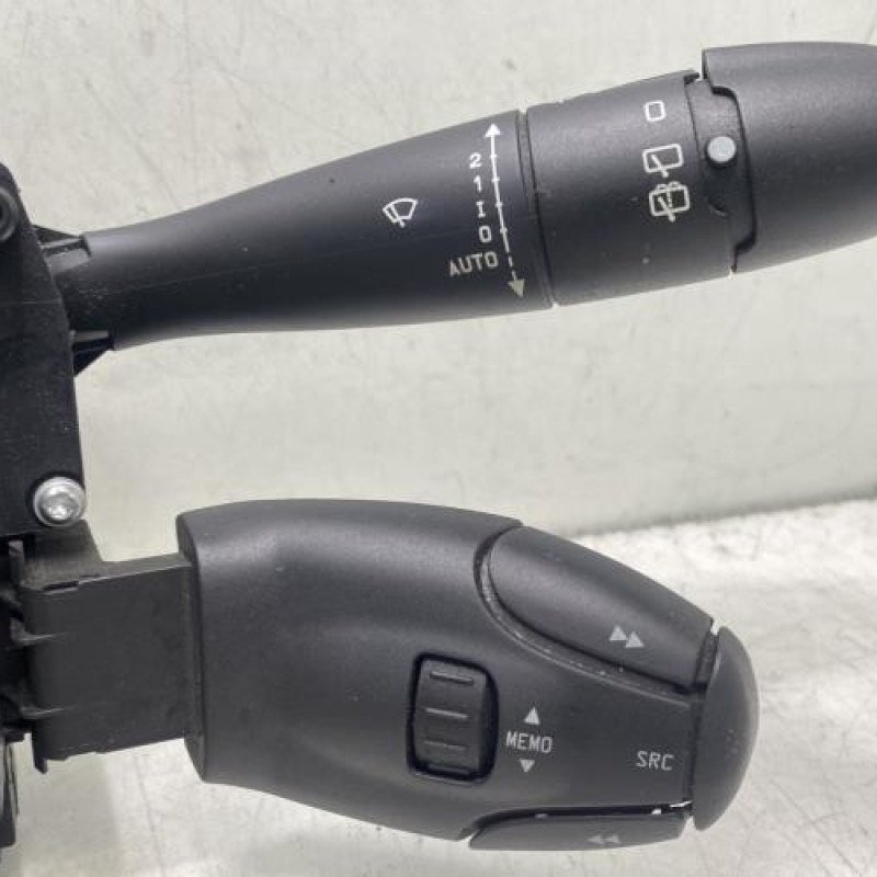 Com (Bloc Contacteur Tournant+Commodo Essuie Glace+Commodo Phare) PEUGEOT 207 Photo n°3