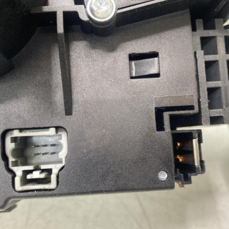 Com (Bloc Contacteur Tournant+Commodo Essuie Glace+Commodo Phare) PEUGEOT 207 Photo n°8