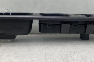 Interrupteur de leve vitre avant droit PEUGEOT 207