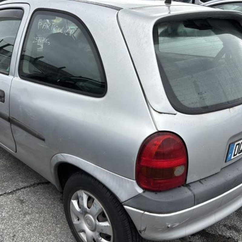 Optique avant principal droit (feux)(phare) OPEL CORSA B Photo n°8