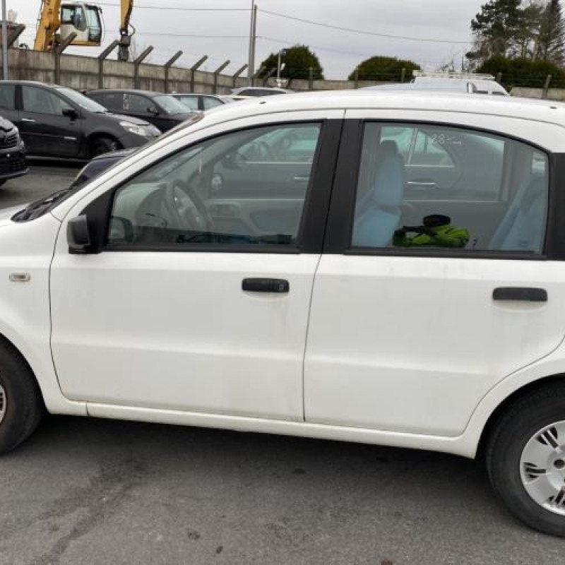 Moteur essuie glace avant FIAT PANDA 2 Photo n°13