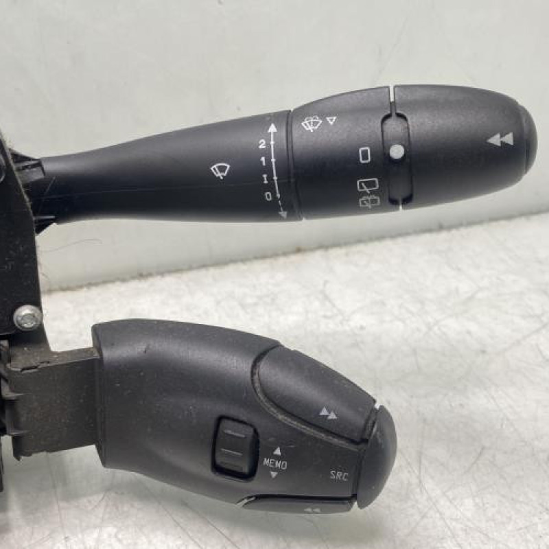 Com (Bloc Contacteur Tournant+Commodo Essuie Glace+Commodo Phare) PEUGEOT 207 Photo n°2