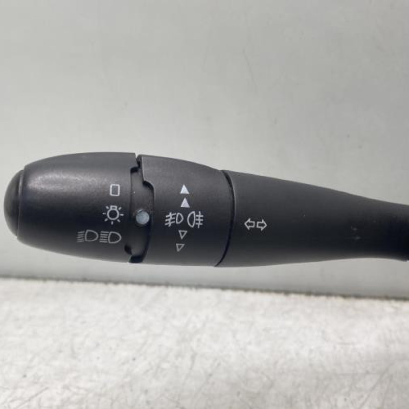 Com (Bloc Contacteur Tournant+Commodo Essuie Glace+Commodo Phare) PEUGEOT 207 Photo n°3