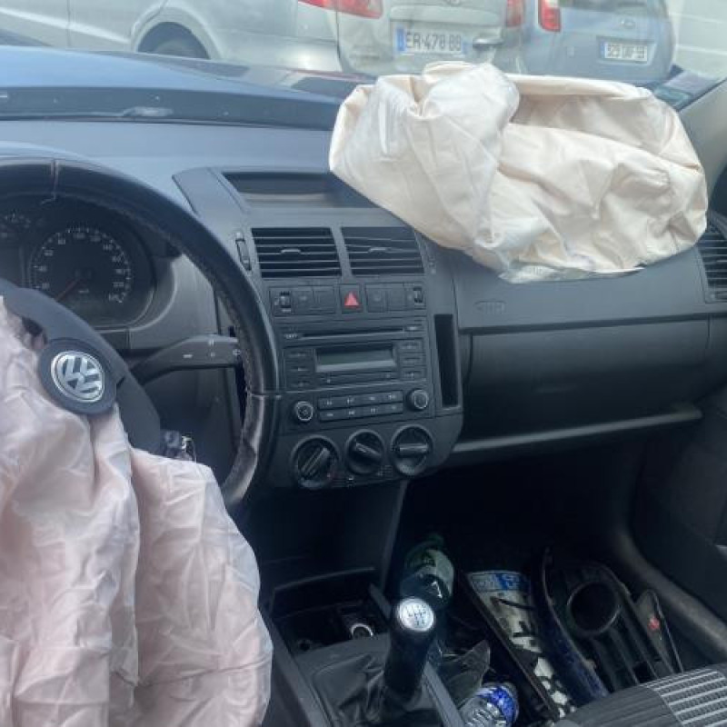 Trappe d'essence VOLKSWAGEN POLO 4 Photo n°20