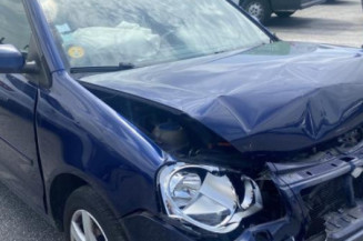 Bouton de coffre VOLKSWAGEN POLO 4