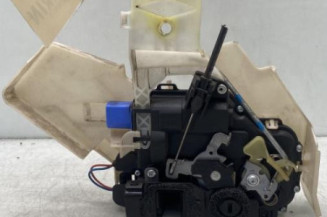 Serrure arriere droit VOLKSWAGEN POLO 4