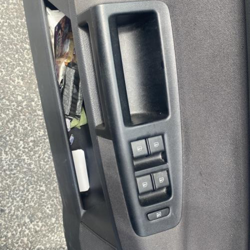 Serrure arriere droit VOLKSWAGEN POLO 4 Photo n°16