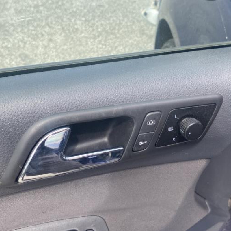 Serrure arriere droit VOLKSWAGEN POLO 4 Photo n°17