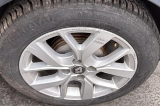 Poignee porte arriere droit RENAULT CLIO 4