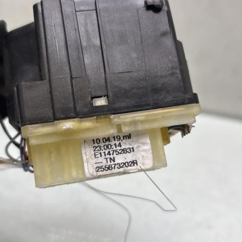 Commodo d'essuie glaces RENAULT CLIO 4 Photo n°4