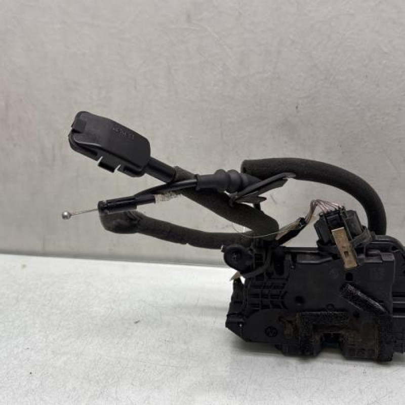 Serrure arriere droit RENAULT CLIO 4 Photo n°3